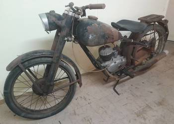 Csepel 125 wsk shl sokół motocykl z minionej epoki