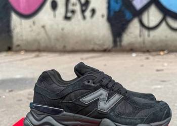 Stylowe sneakersy New Balance w modnym, czarnym kolorze ?