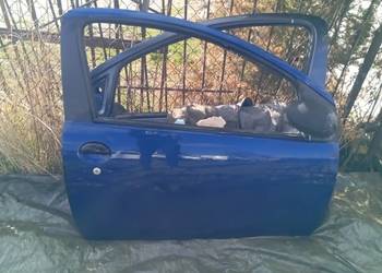 Drzwi prawe Aygo Peugeot 107 Citroen C1 wersja 3 Drzwiowa Drzwi prawe Aygo Peugeot 107 Citroen C1 wersja 3 Drzwiowa