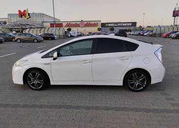 Toyota Prius 3 1.8 + LPG Biała Perła, Warszawa, Ząbki