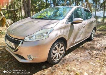 Peugeot 208 1,2 Vti 2014r.