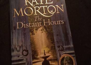 The distant hours. Po angielsku!