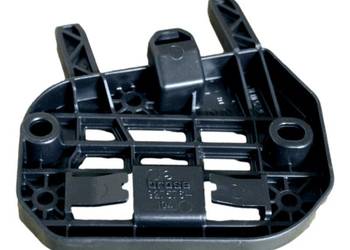 MERCEDES CLA GLA W176 W246 W204 Oslona zamka drzwi przednich prawa MERCEDES CLA GLA W176 W246 W204 Oslona zamka drzwi przednich prawa