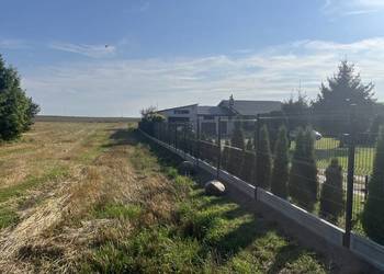 Montaż ogrodzeń panelowych i siatki