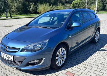 Opel Astra J Sports Tourer 1.4 Turbo 140 KM