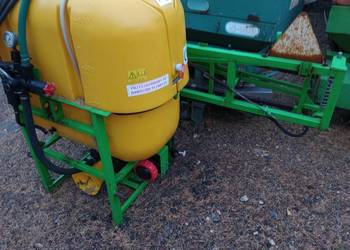 Opryskiwacz 400 litrów