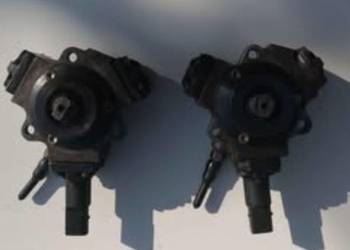 Pompa wtryskowa Mercedes 2szt 0986437103