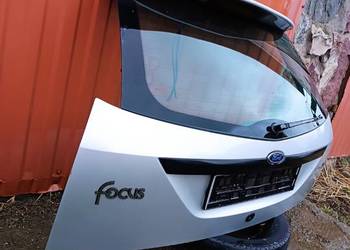 Klapa Focus MK1 loft z spojlerem.