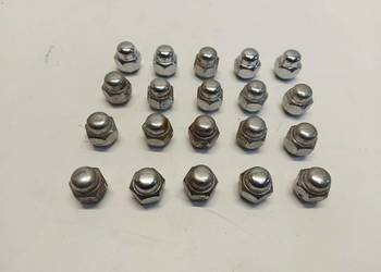 Nissan X-TRAIL T33 IV 2023r Nakrętki koła felgi 20szt