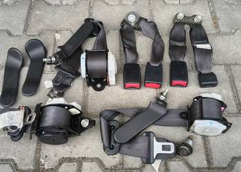 Pasy bezpieczeństwa Honda Jazz 2 komplet tył stan BDB