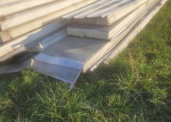 Płyta warstwowa styropianowa.