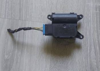 Audi A4 B6 B7 silniczek nagrzewnicy 0132801302