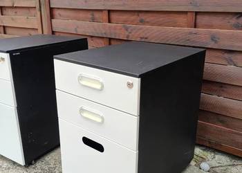 Kontenerek czarny + biały Ostatnia sztuka