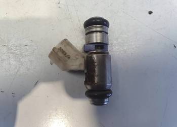 WTRYSKIWACZ Skoda Roomster 1.4 16V _ wtrysk 036031AH