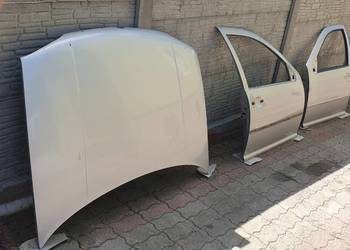 Maska i drzwi przód Golf IV 2000r.