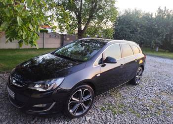 Opel Astra J