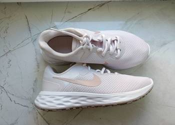 Buty Nike revolution 6