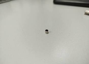 Magnesy neodymowe 4x4 mm N38 6000 sztuk