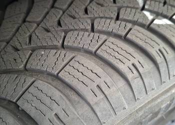 Opony zimowe  Falken z felgami 195 65 r15