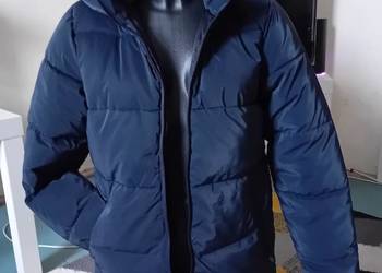 Ciepła puchowa kurtka z kapturem