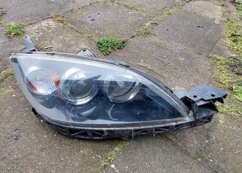 Mazda3 Mazda 3 2003 2008 lampa prawa HB z listwą