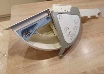 Pojemnik na proszek do pralki Ariston AVF109EU