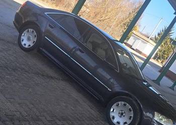 Audi A8 D3 3.7 quattro