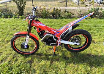 BETA EVO 300 factory racing! - trial -  jak nowa z dokumentami
