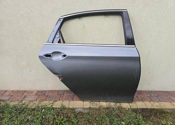 Drzwi prawe prawy tył Hyundai Genesis G80