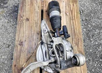 BMW G11 G12 ZWROTNICA PRAWY PRZÓD WAHACZE PNEUMATYKA 6877560 6884380 