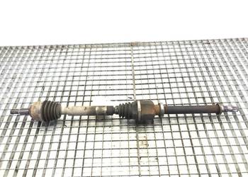 PÓŁOŚ PRAWY PRZÓD RENAULT SCÉNIC II 1.5 82KM 03-10 PRZEGUB