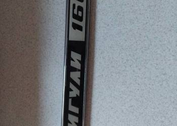 Emblemat pokrywy bagażnika Łada 1600