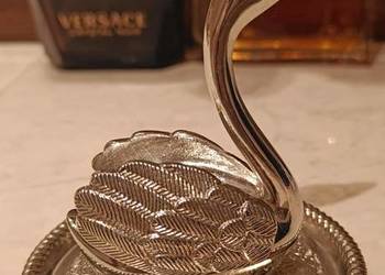 Figurka/stojak do biżuterii łabędź na tacce