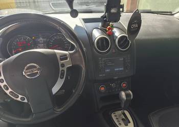 Nissan Qashqai 2l benzyna z instalacją LPG STAG