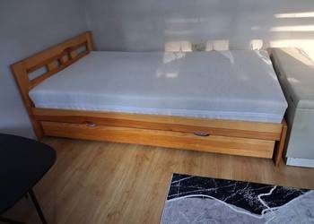 Łóżko na sprzedaż