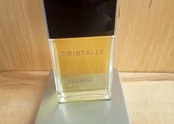 perfum chanel paris -christalle