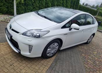 Toyota Prius 2012 rok 1.8 benzyna hybryda biała perła kolor