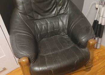 Fotel skórzany, wygodny – klasyczny styl