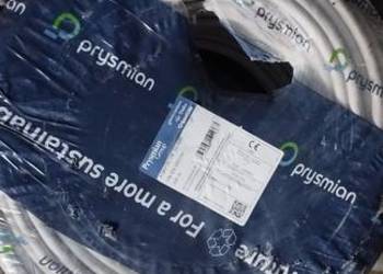 Sprzedam przewód NYM-J 3x2.5 mm2 ( okrągły)  posiadam dwa krążki po 100 mb