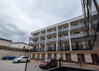 Wynajmę dwa miejsca postojowe ul. Tysiąclecia 43