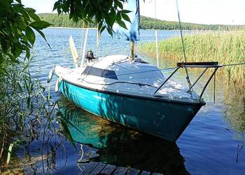 Jacht żaglowy kabinowy