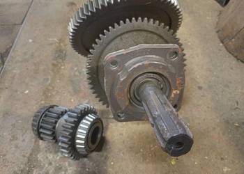 wałek WOM 540/1000 obr Ferguson seria 3000