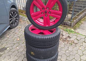 Komplet kół Toyota 17" – Różowe Alufelgi Toyota 225/45 R17 Nexen