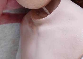 LALKA KOLEKCJONERSKA STARA MA WCIŚNIETE OCZKA DO WEWNATRZ