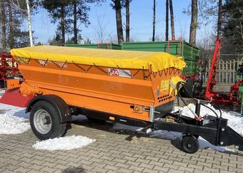 Posypywarka, piaskarka Pronar T130 2,52t. Dostępna od ręki.