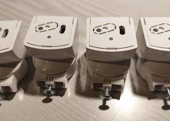 BRACKET D - regulowany uchwyt do czujek Satel