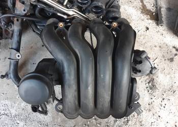 Kolektor ssący audi 1,6 ALZ a4 b6 b7 VW Passat b5 lift