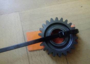 Kawasaki KX 85/100 zębatka 5 biegu atakująca 13260-1950