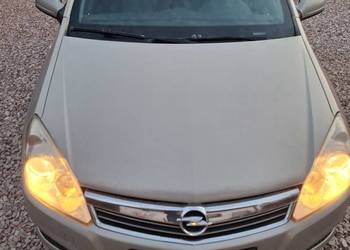 Opel Astra H kombi 1.6 benzyna
