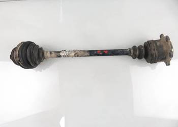 PÓŁOŚ PRAWA PRZEDNIA VW PASSAT B5 FL 1.9 TDI  AVF 8D0407272DF